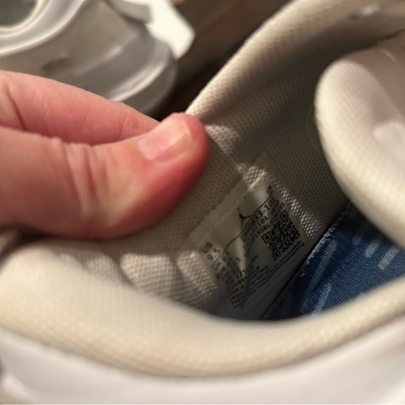 Men’s Air Jordan Basketball shoes - Picture 8 of 9